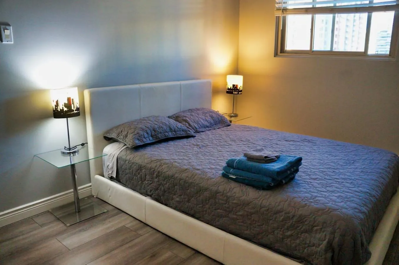 Spacious 2 Bedroom In Beltline On The Top Floor Calgary Apartment